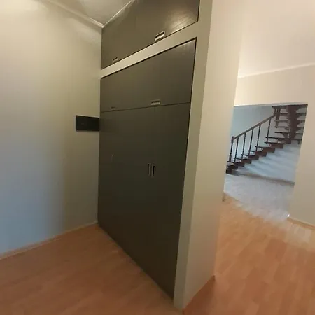 Apartment 4b Komuna Parisit Tirana